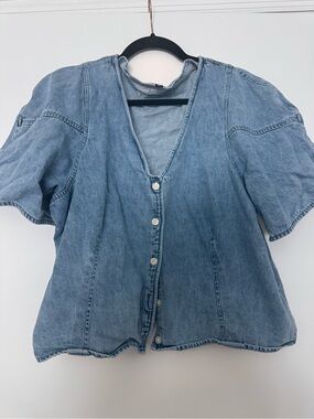 GAP Light Blue Denim Puff Sleeve Button down Top